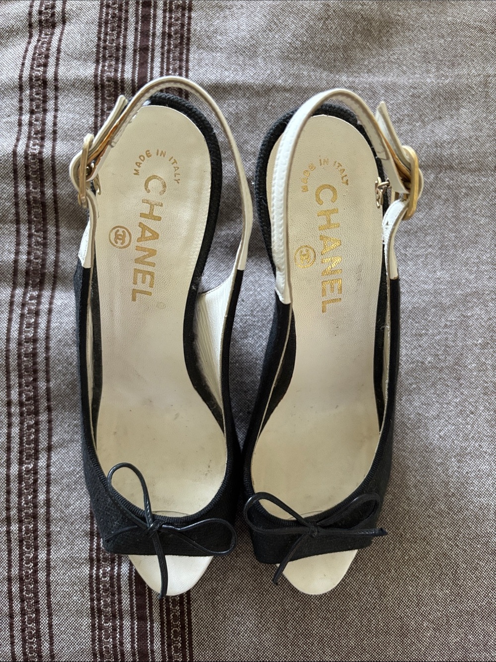 CHANEL Black and White Open-Toe Slingback Heels with Bow